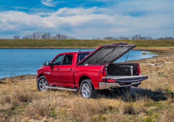 UnderCover Elite LX Tonneau - Image 5